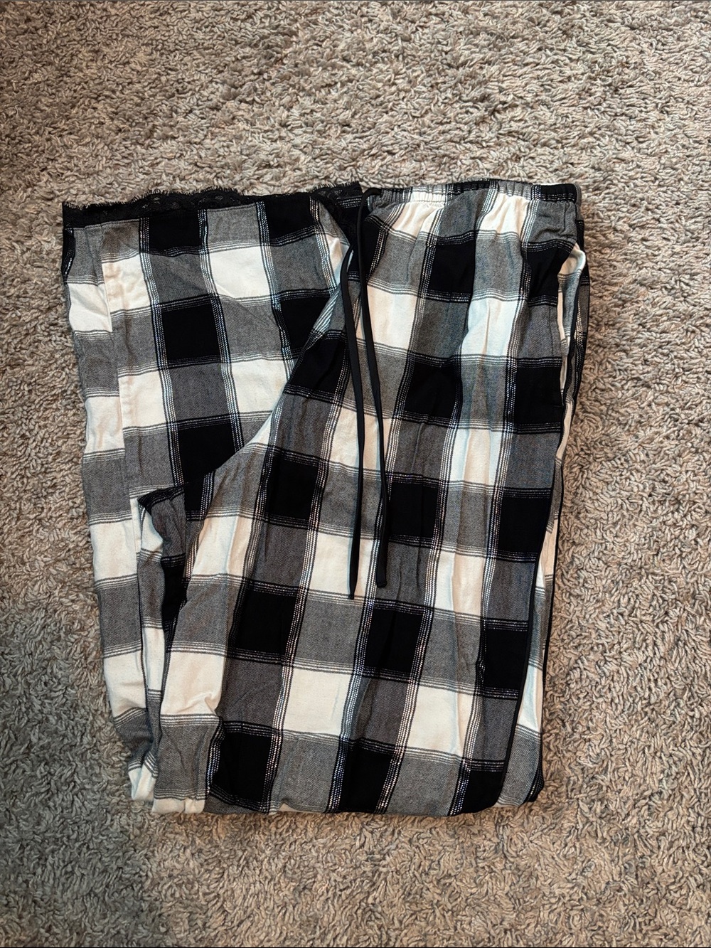 Victoria's Secret Black and White Plaid Pajama Pants
